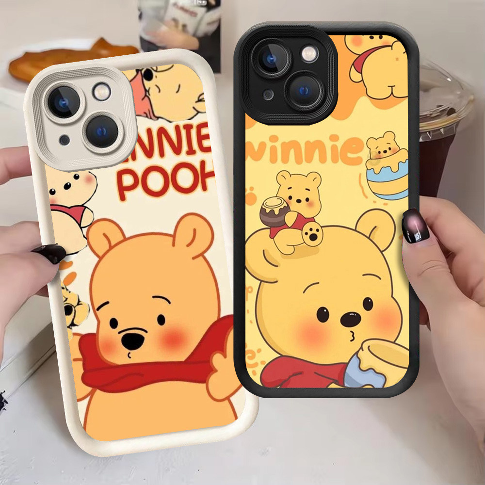 G-32 Cute Winnie the Pooh Casing untuk iPhone 17 16 X 15 XR XS Pro Max Hitam dan putih