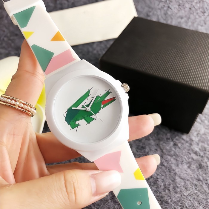 Green Watch With Crocodile Pattern, Cute Children's Universal Watch, Adults Can Also Wear Size Retr