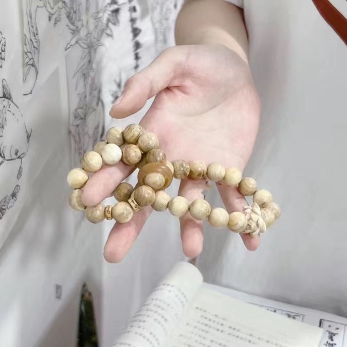 Kayu Wangi Susu Gaya Panas, Tren Nasional, Kebangkitan Buah Gading, Cincin Lari Bodhi Singa, Gelang 