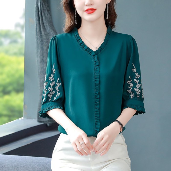 08#2023Ibu Musim Panas Satin Gaya Barat Kemeja High-End Bordir Setengah Lengan Baju Sifon Atasan Mod