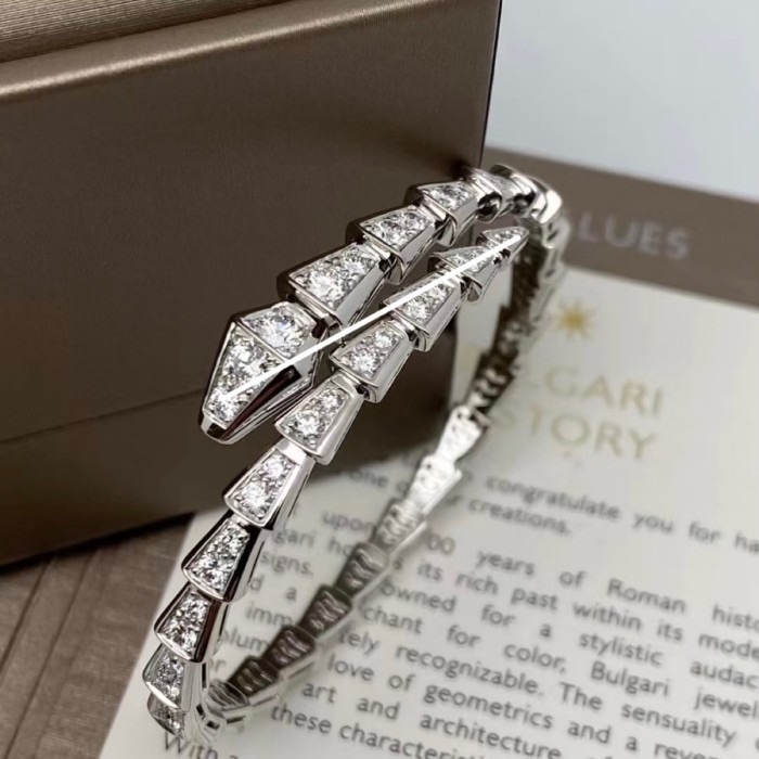 V Gold Double Circle Snake Head And Tail Full Diamond Bracelet 18K Rose Gold Plated Women's Model