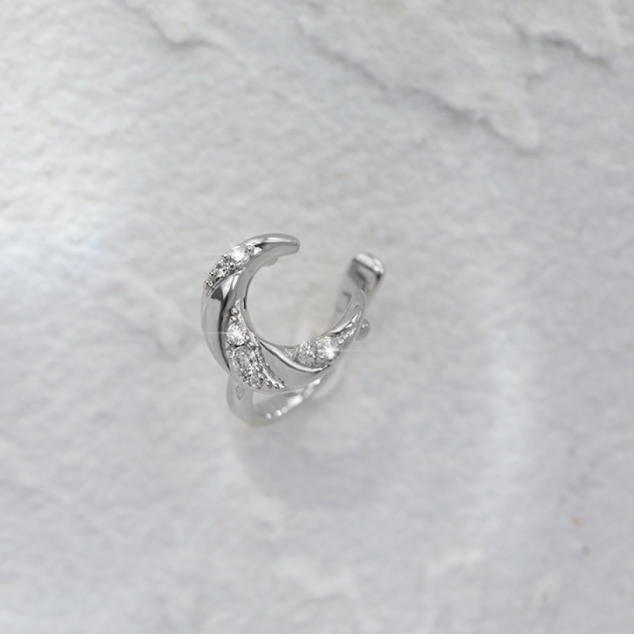 Anting Klip Bulan Geometris Berlian Imitasi Untuk Wanita Non Tindik Warna Silver Perhiasan Ear Cuff