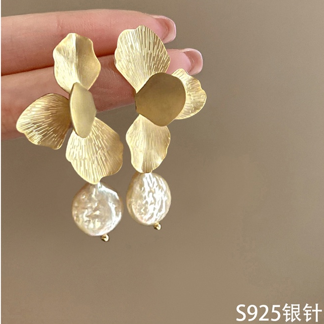 Musim Panas Anting Baru Retro Bunga Anting Mutiara Aksesoris fashion Korea