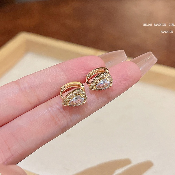 French Style Vintage Zircon Water Drop Ear Studs Sterling Silver Needle Ins Style Anting Wanita Sederhana Baru