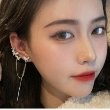 【COD】Korea Anting Fashion Asimetris Rumbai Stud Rumbai Panjang Desain Kupu-Kupu Untuk Musim Panas Warna Silver