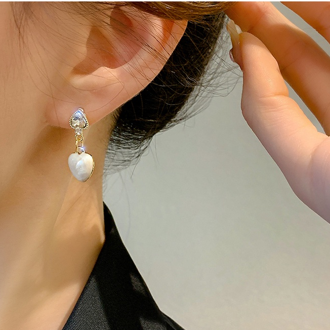 Gaya Korea Indah Berlian Anting Retro Wanita Cinta Anting Hijab