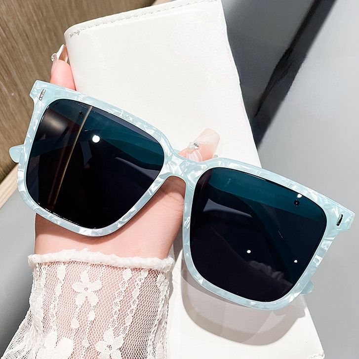 Retro Bingkai Hitam Besar Versi Korea Kacamata tawny square sunglasses ins trend sunglasses