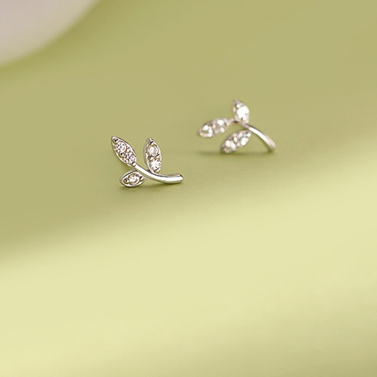 Simple Cute Mini Small Leaf Stud Earrings For Women Silver Color Zircon Jewelry Party Gift