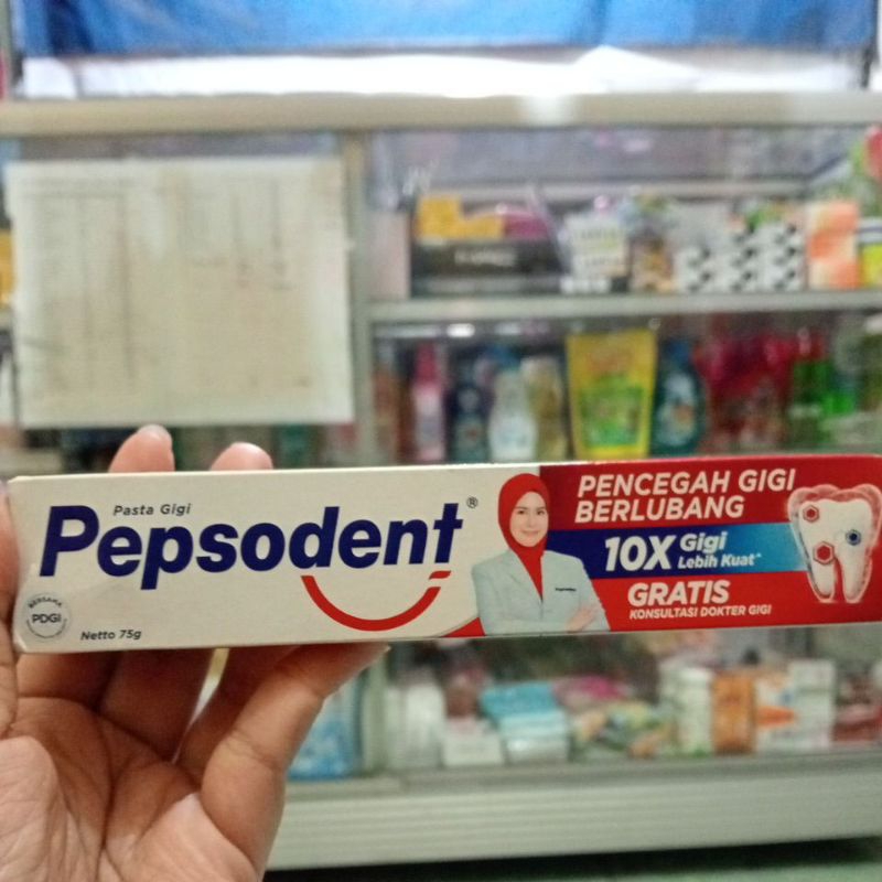 Pepsodent Pasta Gigi 75gr x 12 pcs (1 pack)