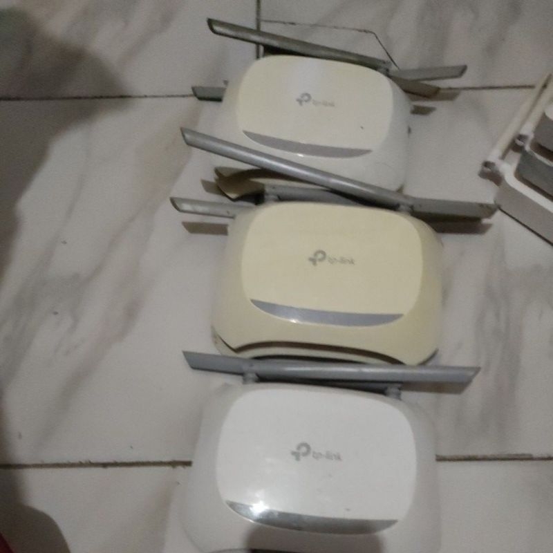 Router TP-LINK TL-WR840N bekas berkualitas