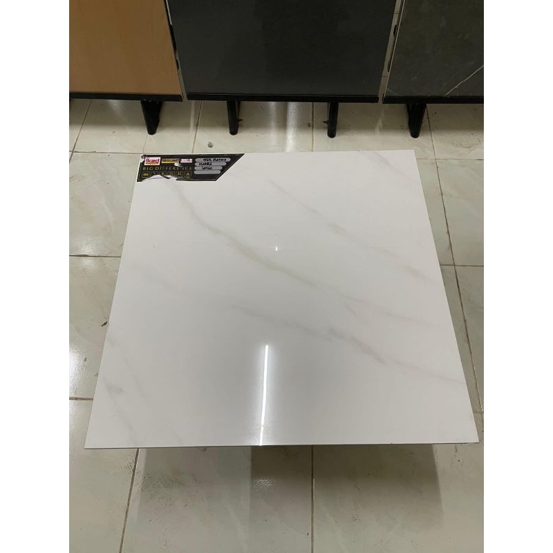 Granit 60x60 IKAD HTGPL Platina marble