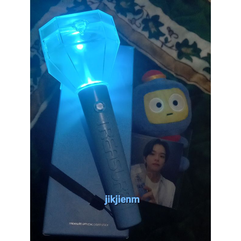 [ READY STOCK || JUAL MURAH] [READ DESCRIPTION] TREASURE LIGHTSTICK OFFICIAL TEULIGHT PRELOVED