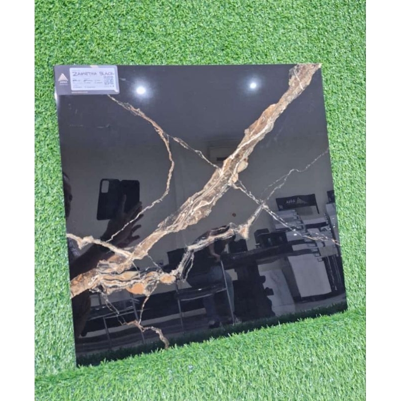 Granit 60x60 ARNA ZAMETA BLACK