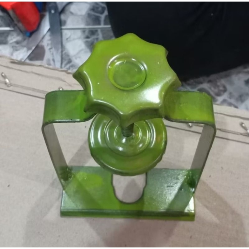 Pengaman Regulator Tabung Gas PengamanRegulator Tabung 3Kg & 12Kg