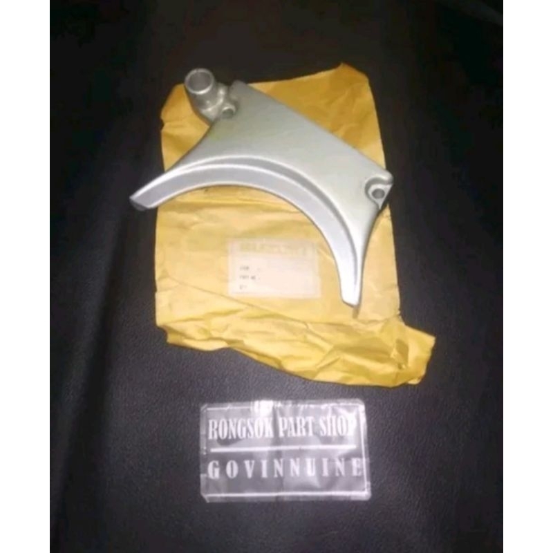sambungan tutup rante gir gear depan suzuki rc80 rc100 rc 80 rc 100 bravo ori nos sgp