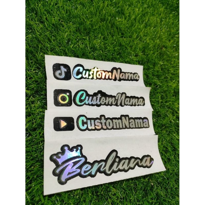 

Sticker cutting Nama Kamu Dengan tambahan Logo Bahan hologram stiker Anti luntur dan tahan air Bebar Request Nama