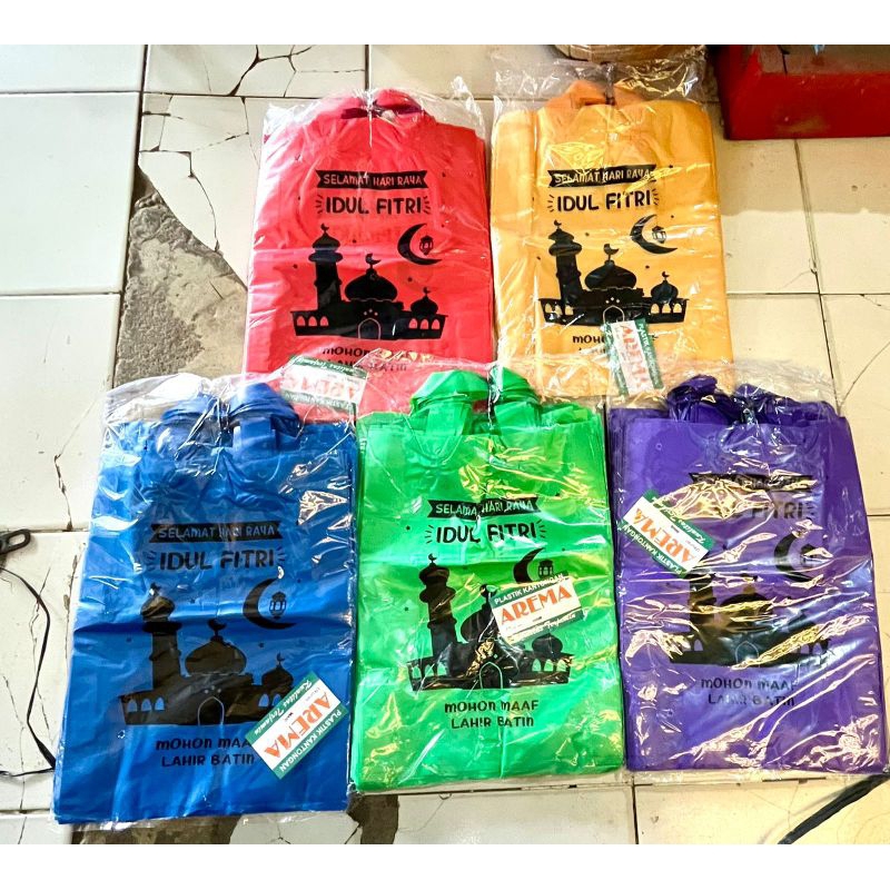 

TAS PLASTIK idul Fitri UKURAN 30x40x5 cm isi 10 pcs