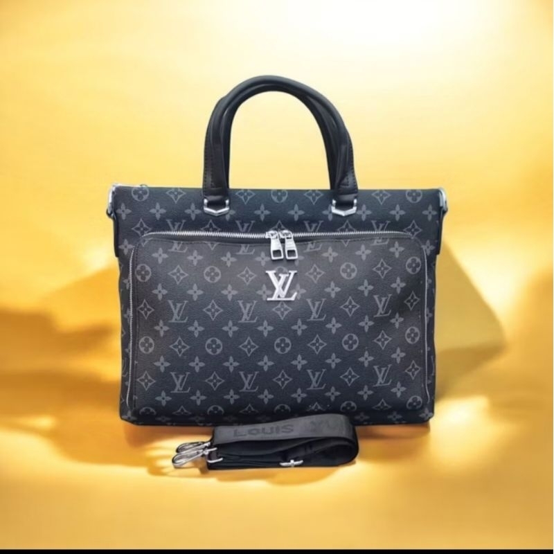 LV Tas Laptop mirror quality