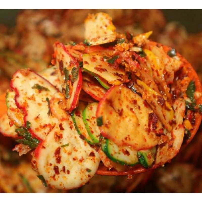

SEBLAK KERUPUK WARNA PEDAS DAUN JERUK