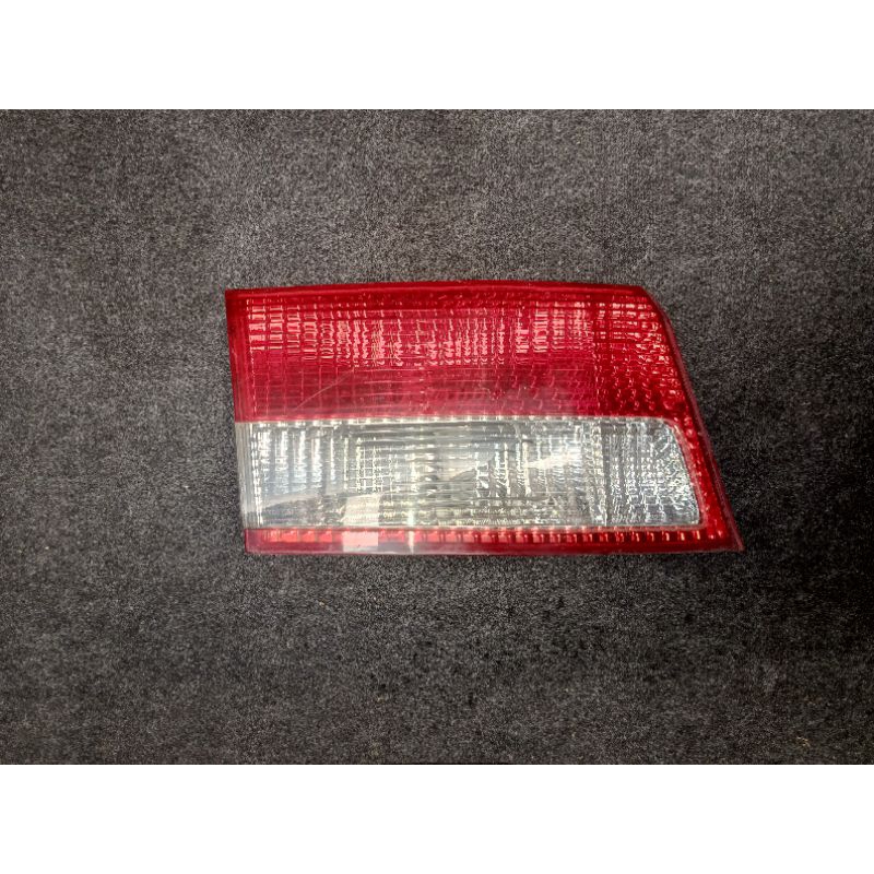 Lampu Bagasi Kiri Stoplamp Honda Accord CM5 2004