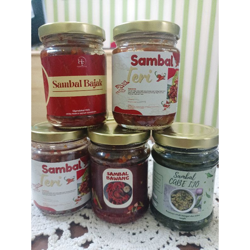 

sambal teri, sambal cumi,sambal cabe ijo,sambal bawang dan sambal bajak