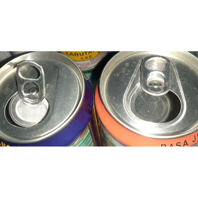 

kaleng larutan kosong