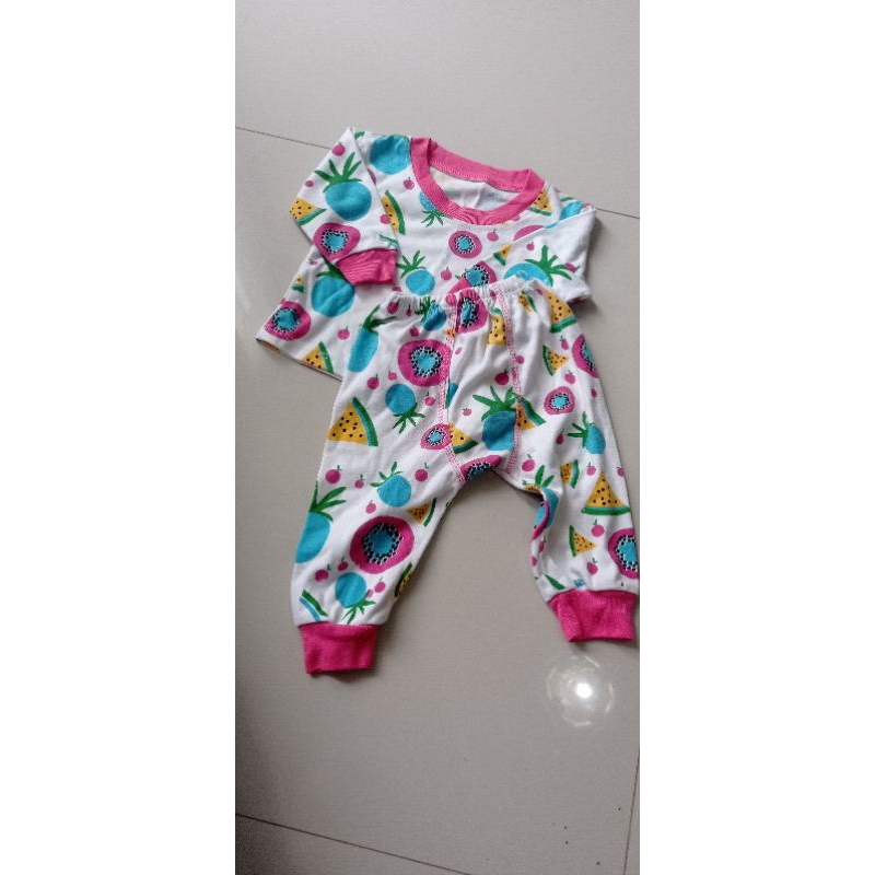 setelan bayi 3-12bulan ada kupluk dan kaos kaki+tangan