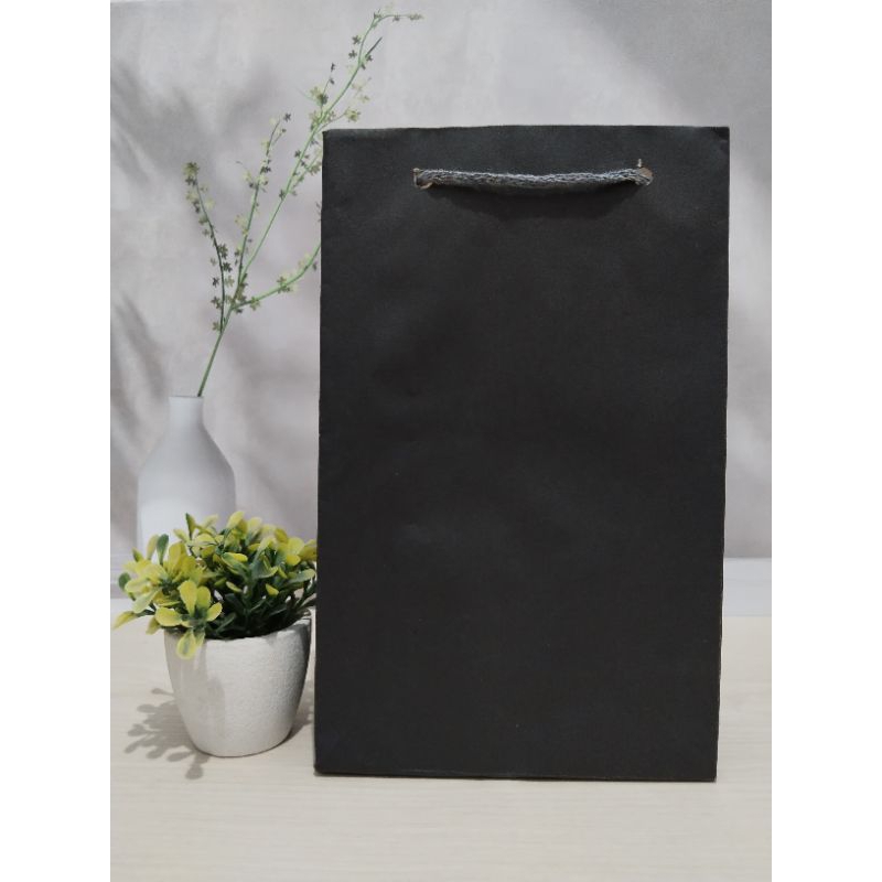 

PAPERBAG CUSTOM UKURAN SUKA SUKA