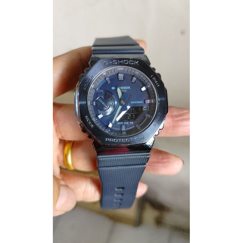 2 buah jam gshock GM2100 bekas second