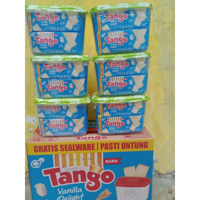 

tango wafer kemasan toples isi 20pcs 1 dus isi 6toples