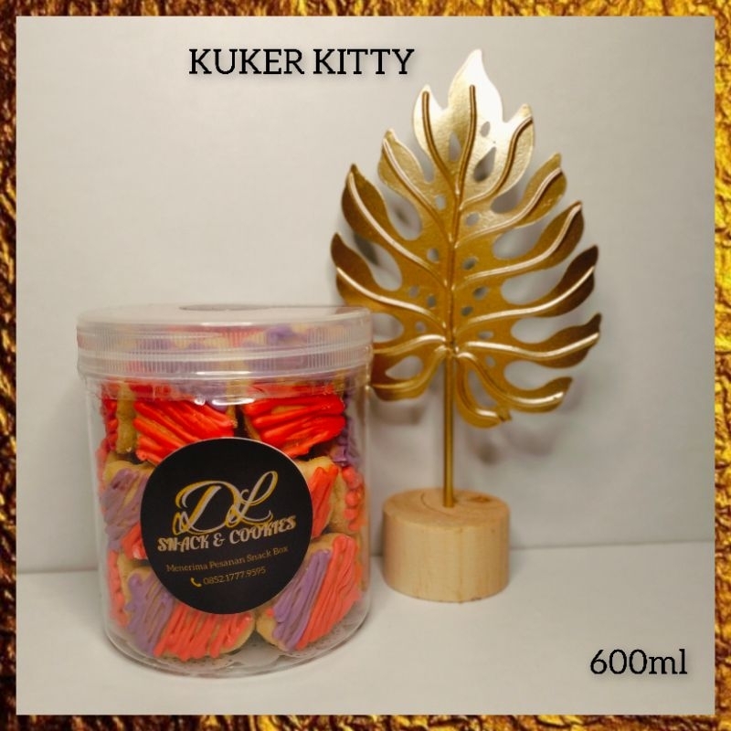 

DL.KUKER KITTY UKURAN TOPLES 600ML