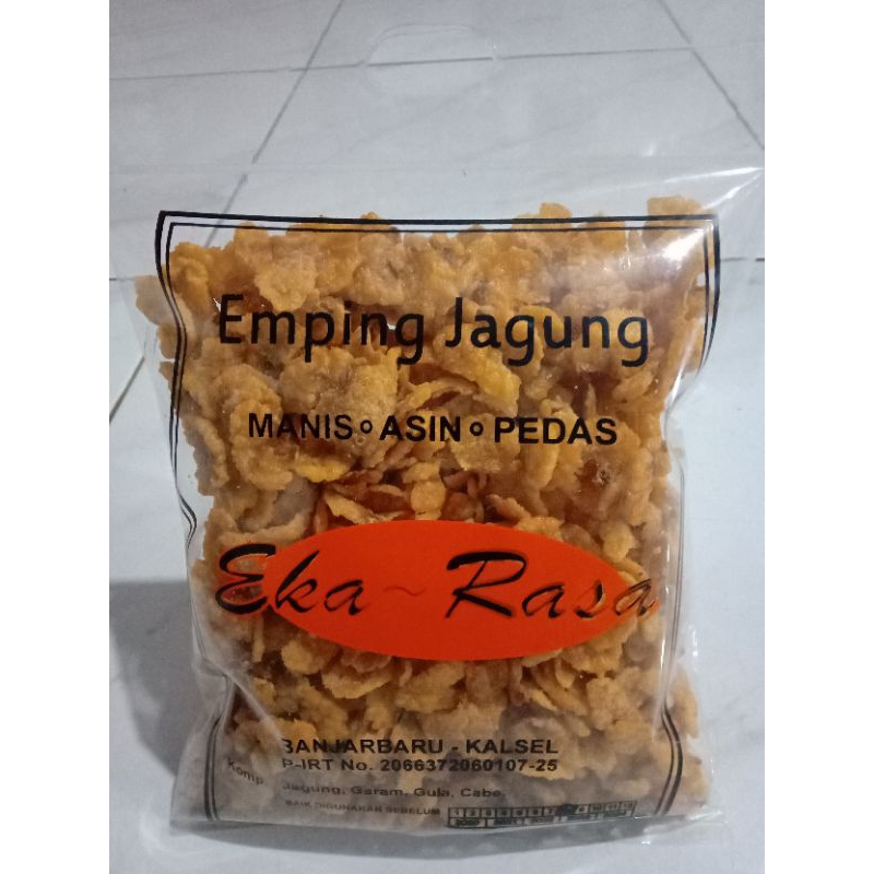 

Emping jagung Eka-Rasa pedas manis