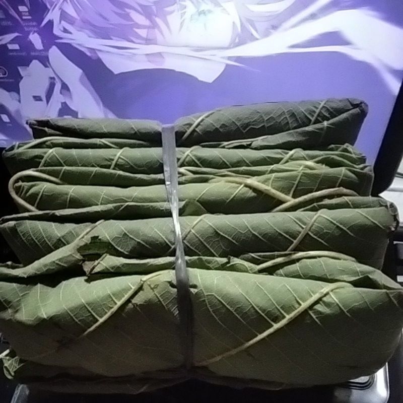 

TEMPE DAUN JATI, KHAS REMBANG