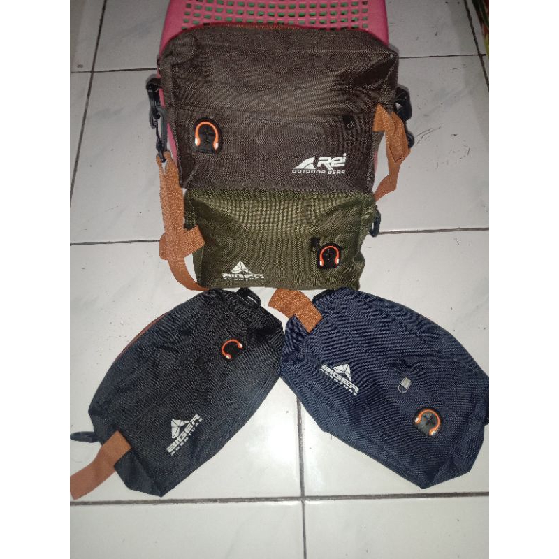 Tas Pinggang Outdoor pria/tas selempang pria 1 ruang 1 seleting depan