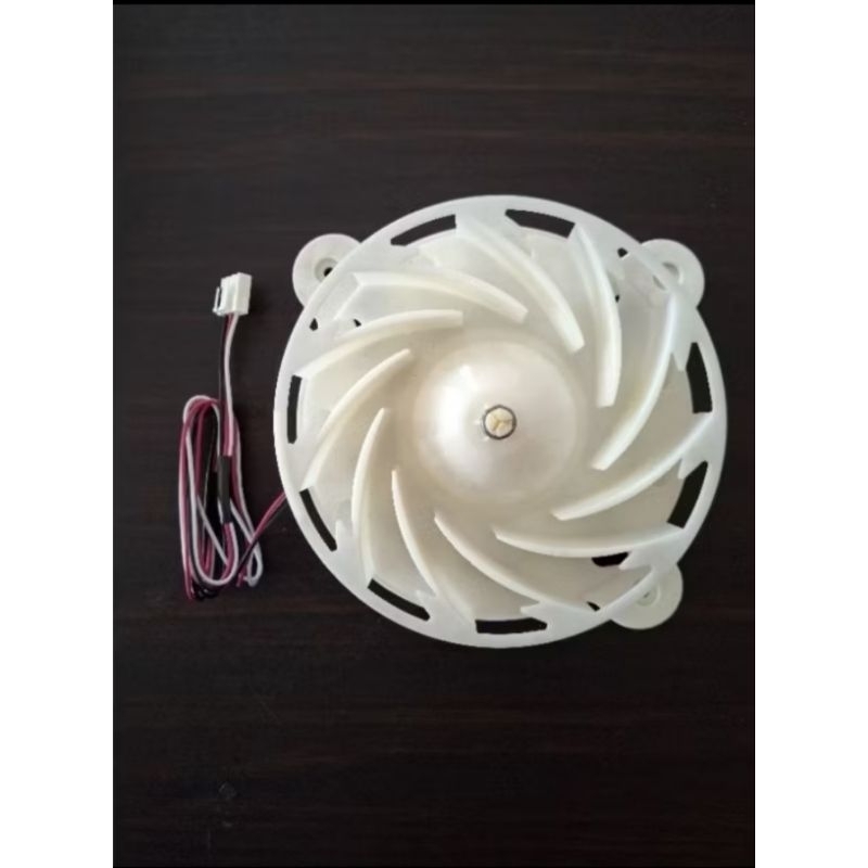 fan kipas kulkas Electrolux side by side