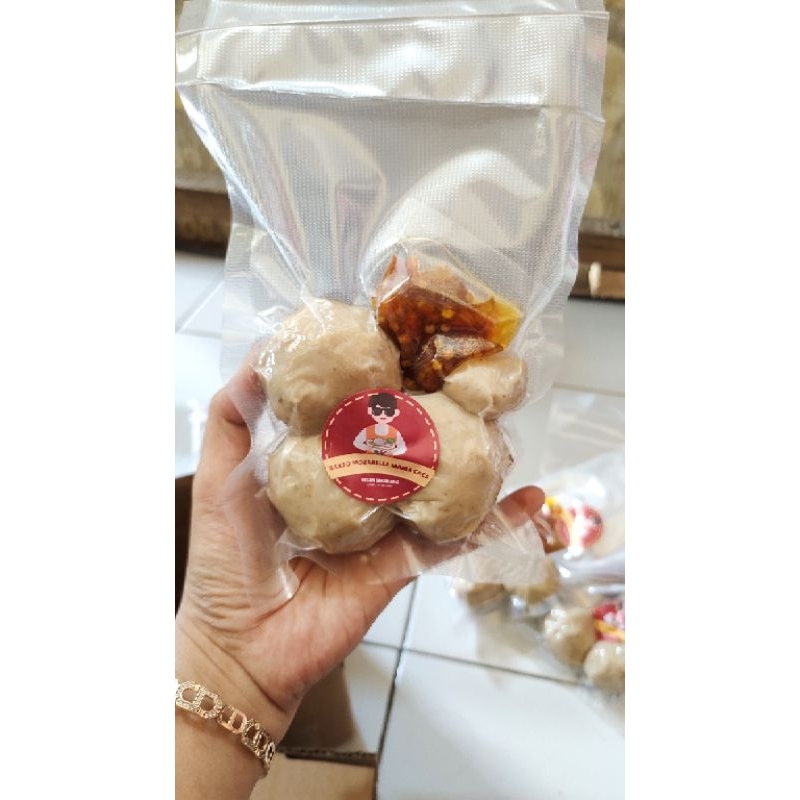 

bakso Mozarella bakso sapi isi Mozarella