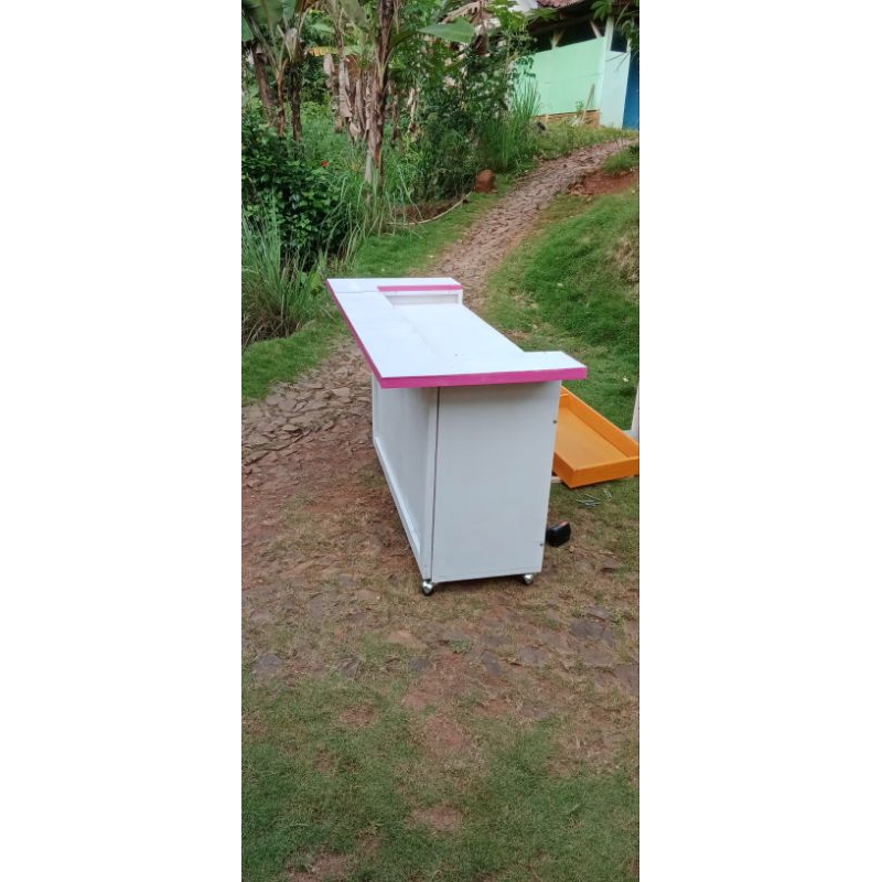 booth portable lipat/ meja jualan/ meja serbaguna/ mini bar