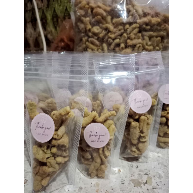 

Azka snack~Keripik usus crispy original kriuk gurih lezat