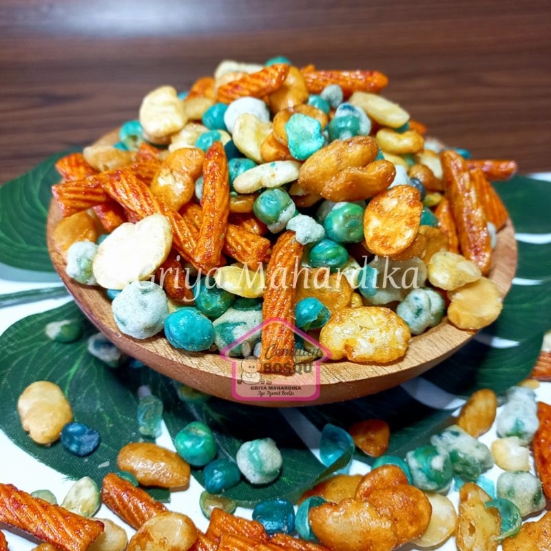 

Kacang Koro Campur Mix 250gr Snack Kiloan