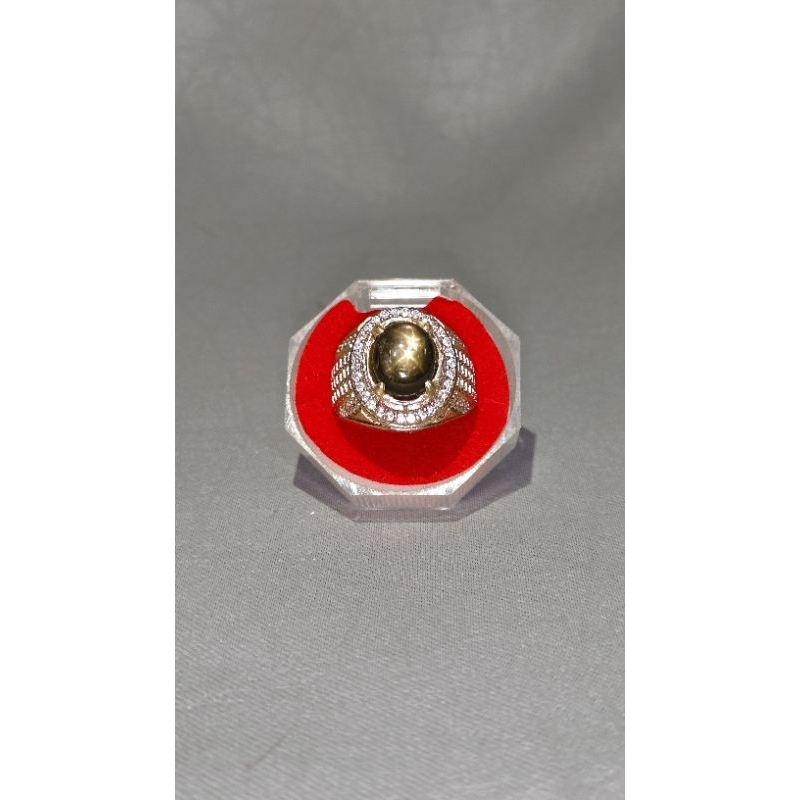 NATURAL STAR BLACK SAPPHIRE (CORUNDUM)