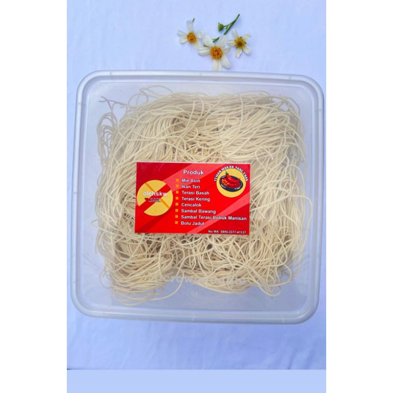 

Mie asin khas Singkawang, kemasan 500 gram