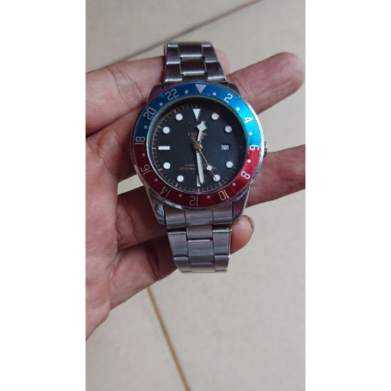 jam tangan pria tudor