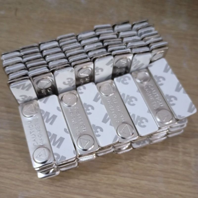 

Magnet Untuk Name Tag Papan Nama Dada