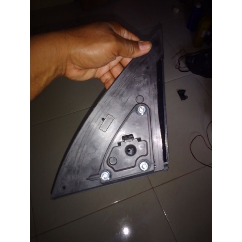 lengan spion Avanza /kanan th 2015-2011