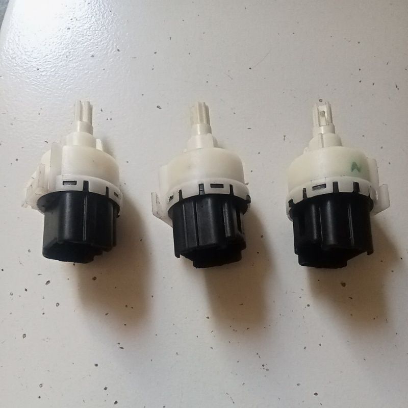 SWICT SAKLAR PUTARAN AC SUZUKI ERTIGA & APV ORIGINAL