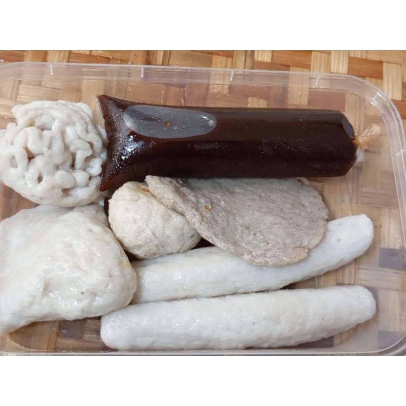 

pempek Palembang asli ikan tenggiri mix isi 6