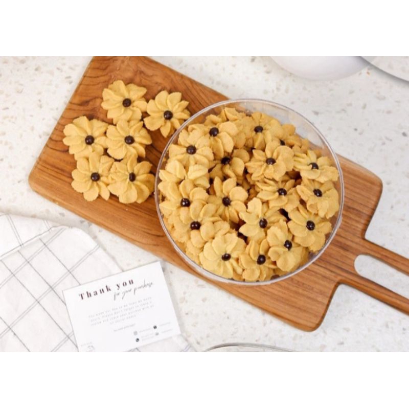 

Kue Semprit choco chip homemade