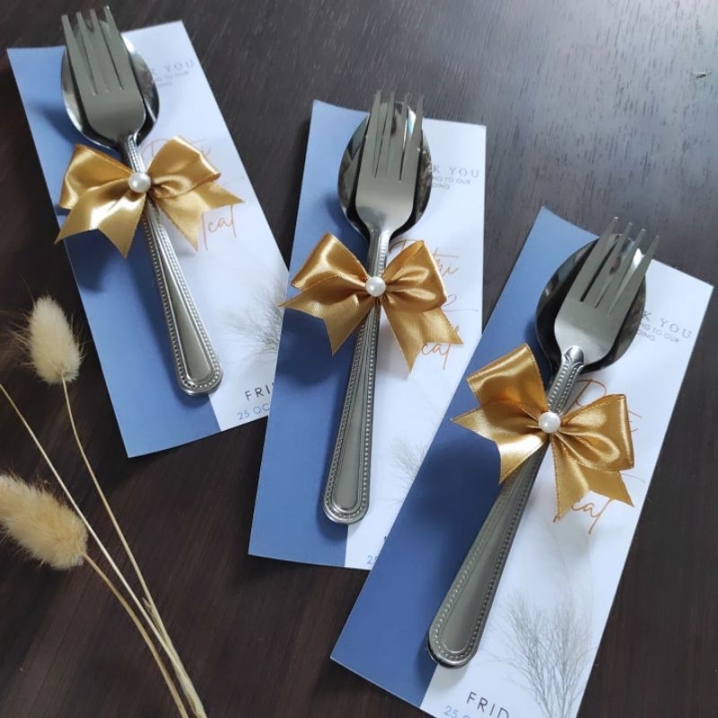 Souvenir sendok set garpu/ Souvenir Pernikahan dan lainnya