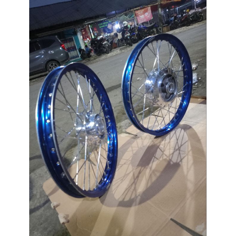 velg Comet 1set D/B Vega ZR'RR Vega R New Jupiter Z Jupiter Z1'ZX MX Lama { Variasi berkualitas}