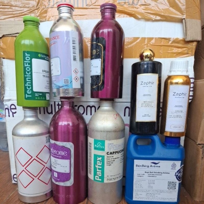 Kaleng Alumunium/Botol Kaleng Bekas parfum uk. 500gr&1L merk Random